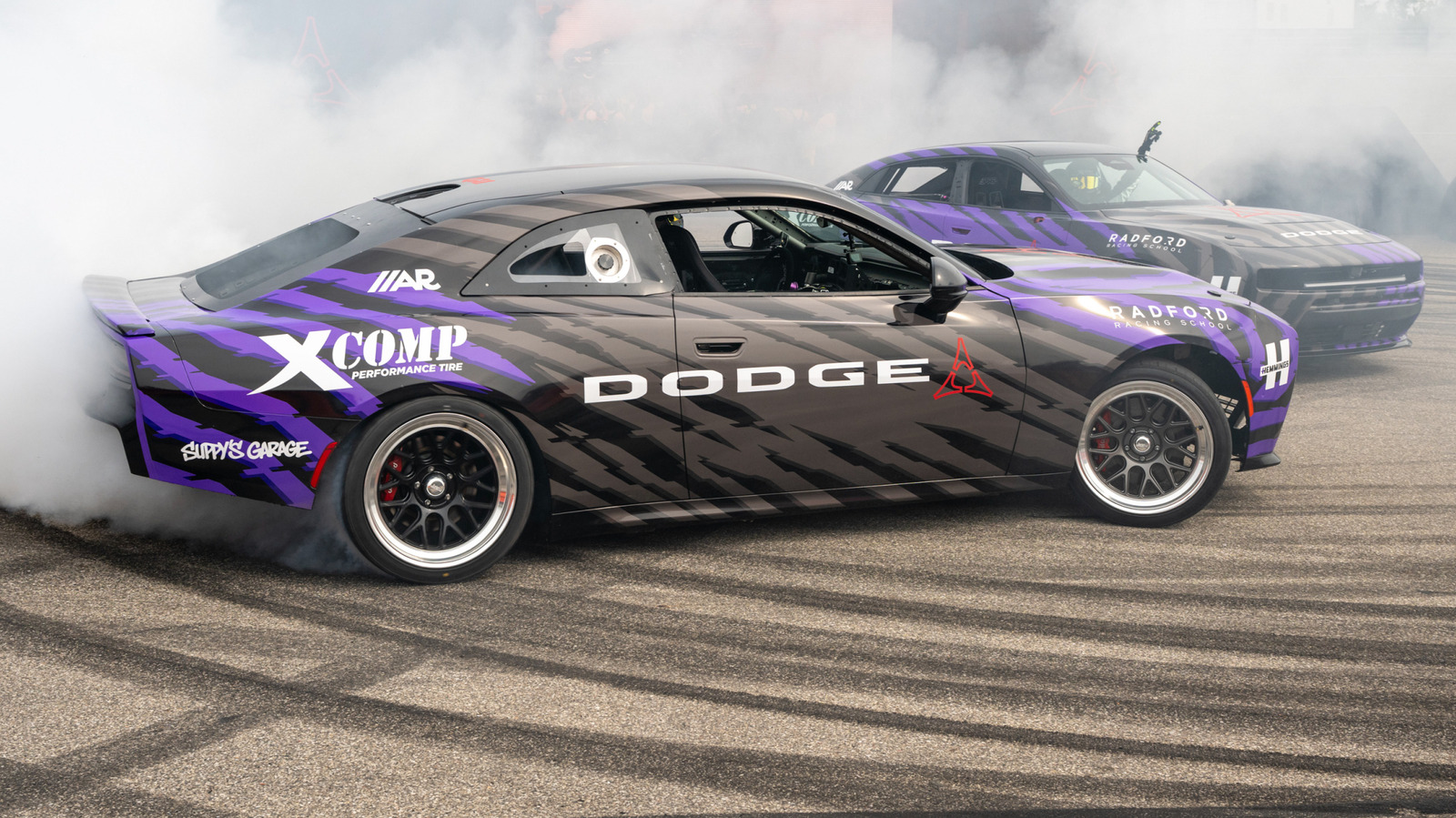 These 750-HP Modded Chargers Push Dodge’s Turbocharged Sixpack Engine To The Limit – SlashGear