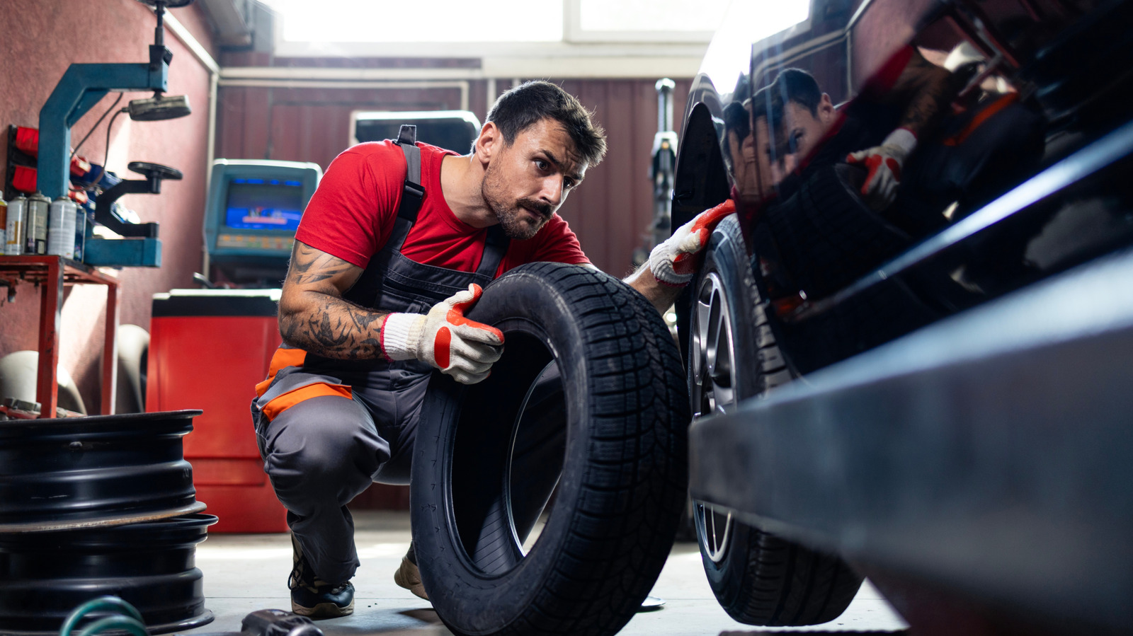 Changing Tires At Home Could Be Easier: 5 Tools That Can Help The Process – SlashGear