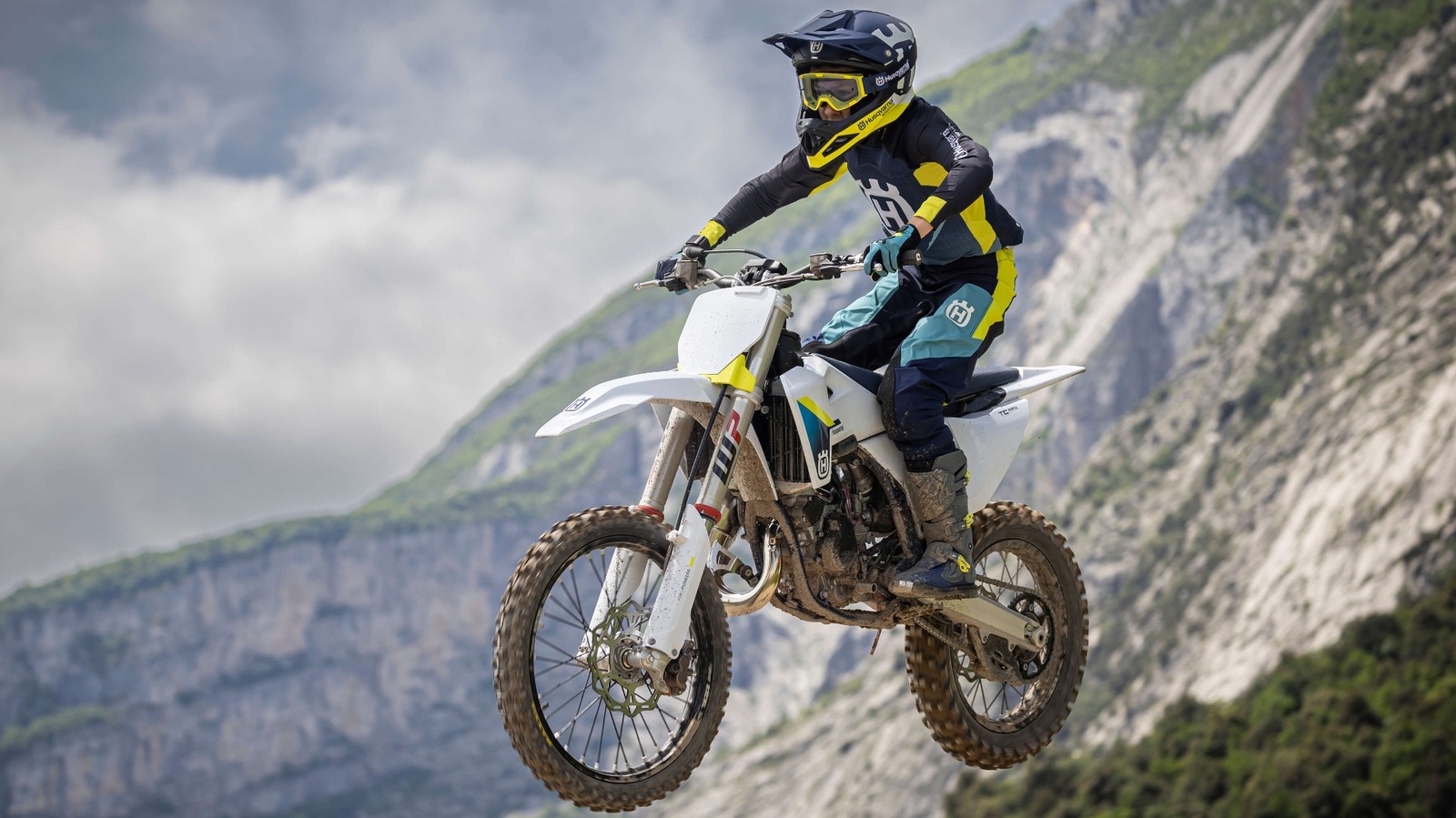 10 Of The Coolest Looking Husqvarna Motorcycles & Dirt Bikes Ever Made – SlashGear
