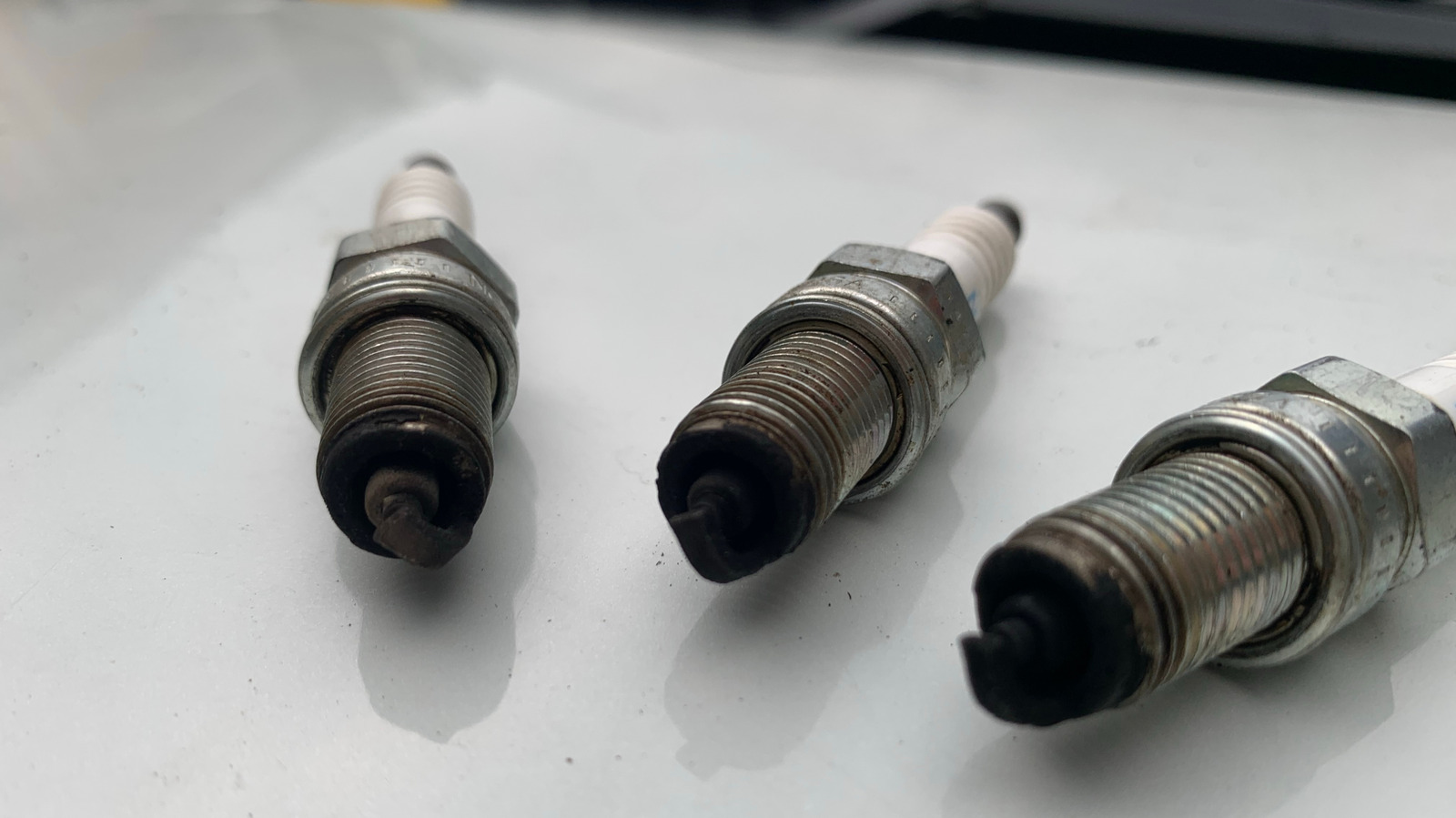 What Could It Mean If A Spark Plug Is Black? – SlashGear