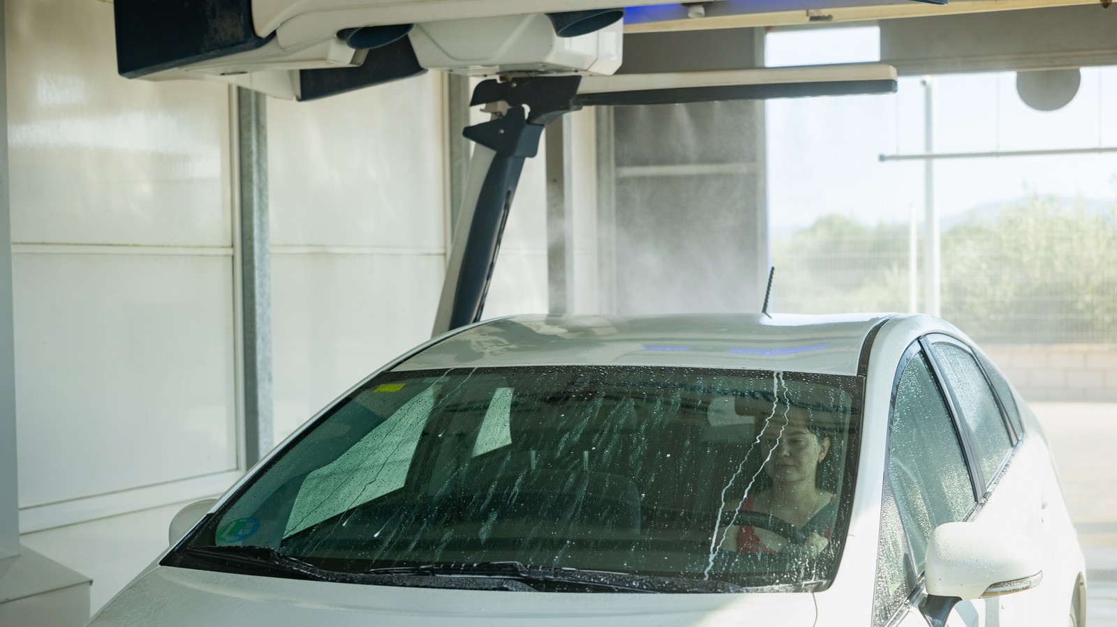 How Does A Laser Car Wash Work & Is It Safe For Your Vehicle? – SlashGear