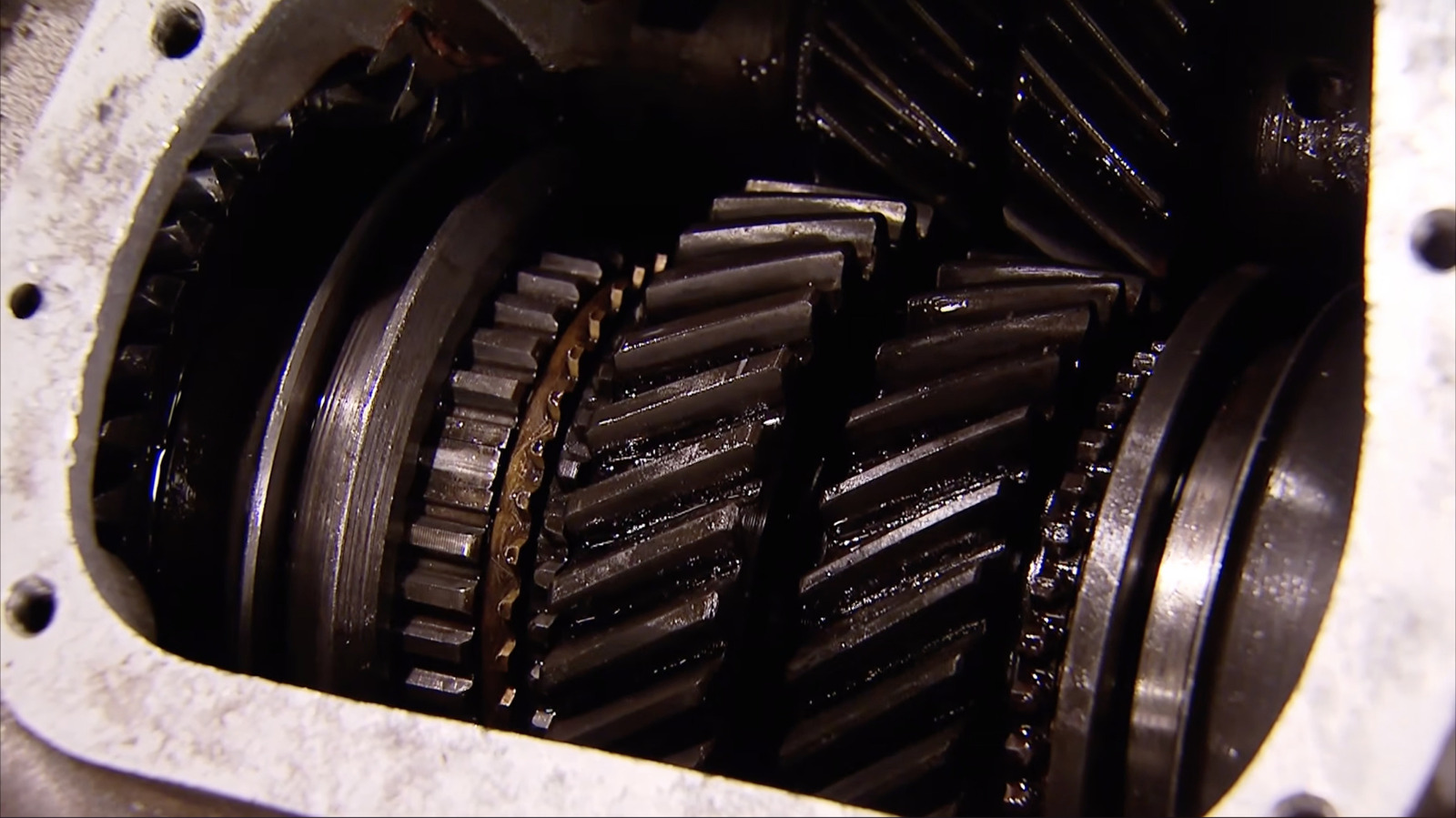 Muncie M20 Vs M21 Vs M22 Transmissions: What’s The Difference? – SlashGear