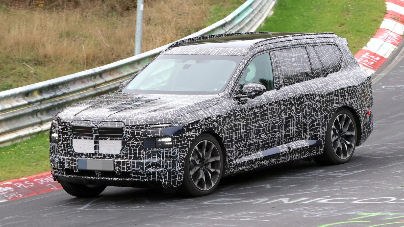 BMW iX7 Spied Testing Three Rows Of Electric Luxury As Hotter X7 M60 Tracks Close Behind – CarScoops