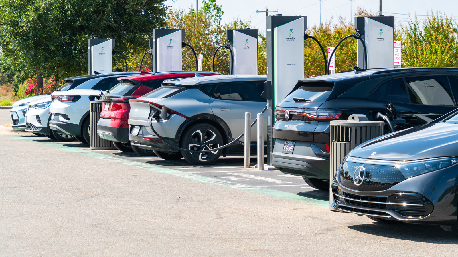 How Much Electricity Would The US Need If Every Gas Car Was Replaced With An EV? – SlashGear
