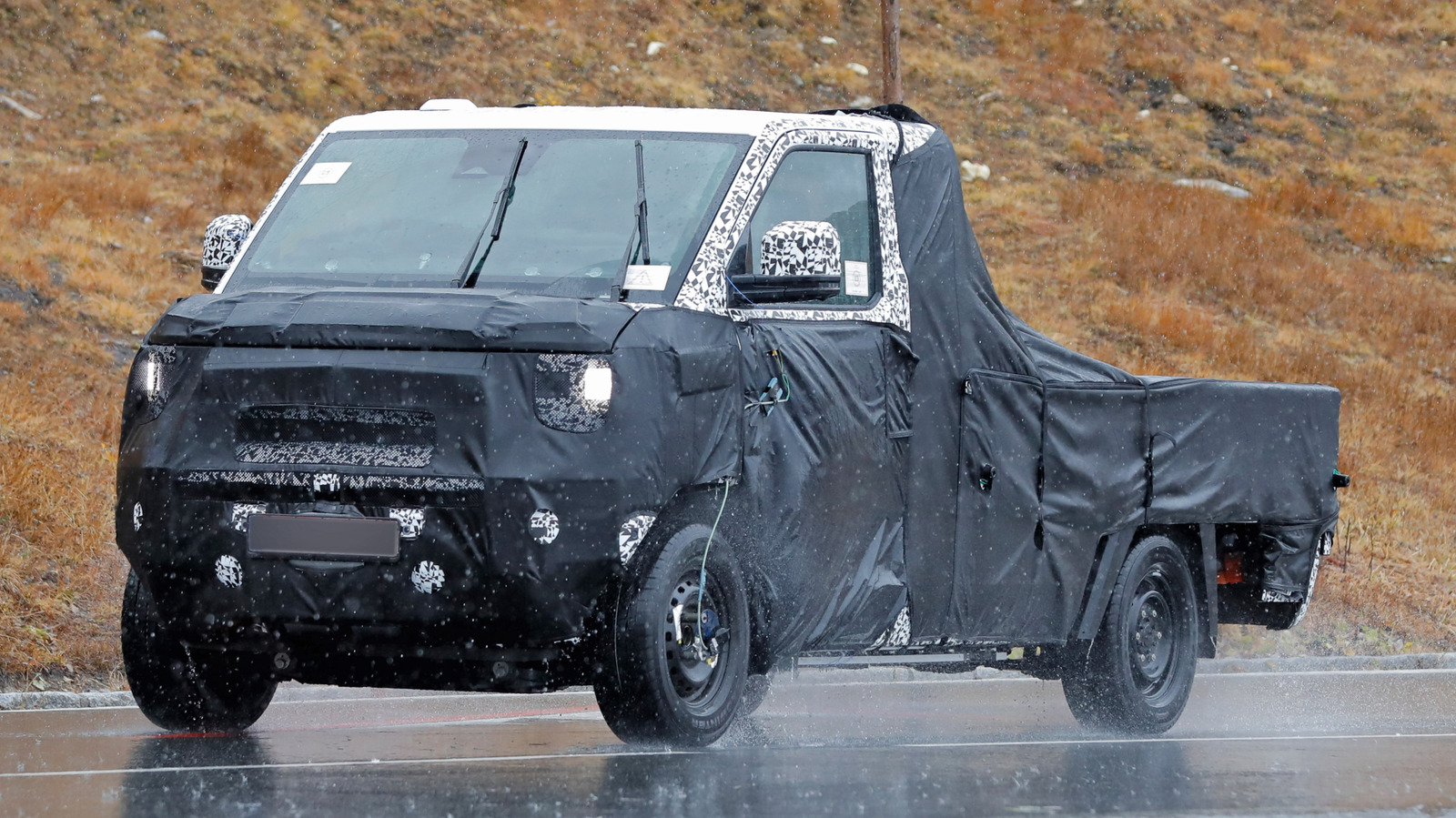 Hyundai’s Cute Porter Truck Is Morphing Into An EV – CarScoops