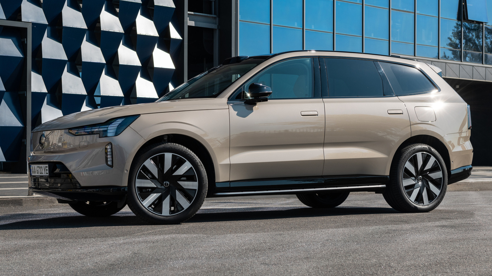 Future Volvos Will Have Door To Door Autonomy Thanks To Nvidia – CarScoops