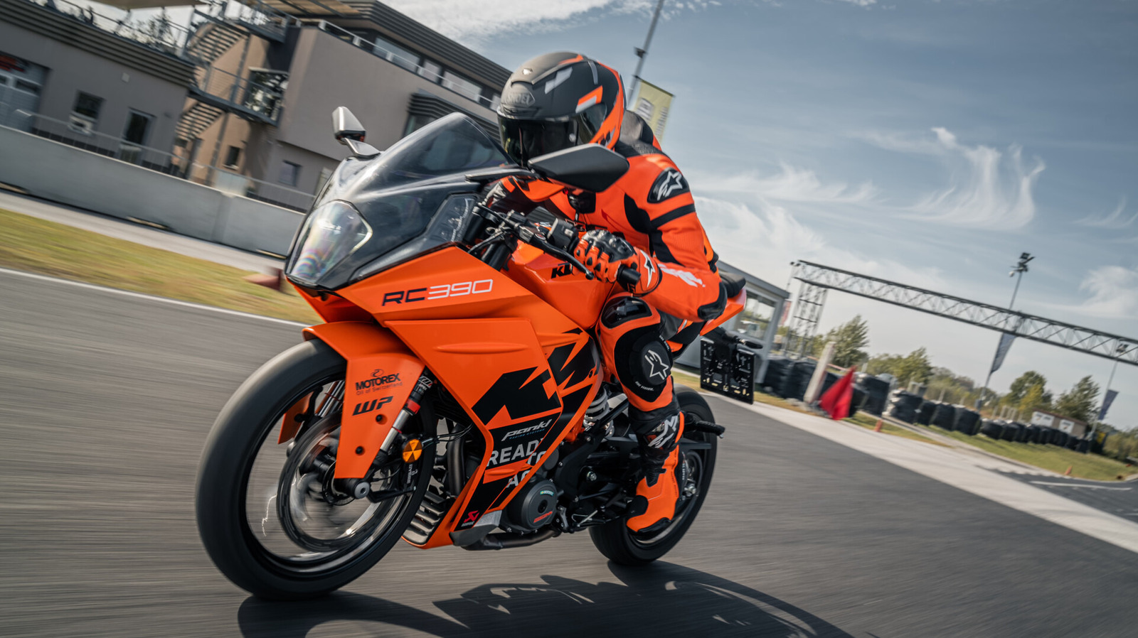 5 Small Motorcycle Engines With Impressive Horsepower Output – SlashGear
