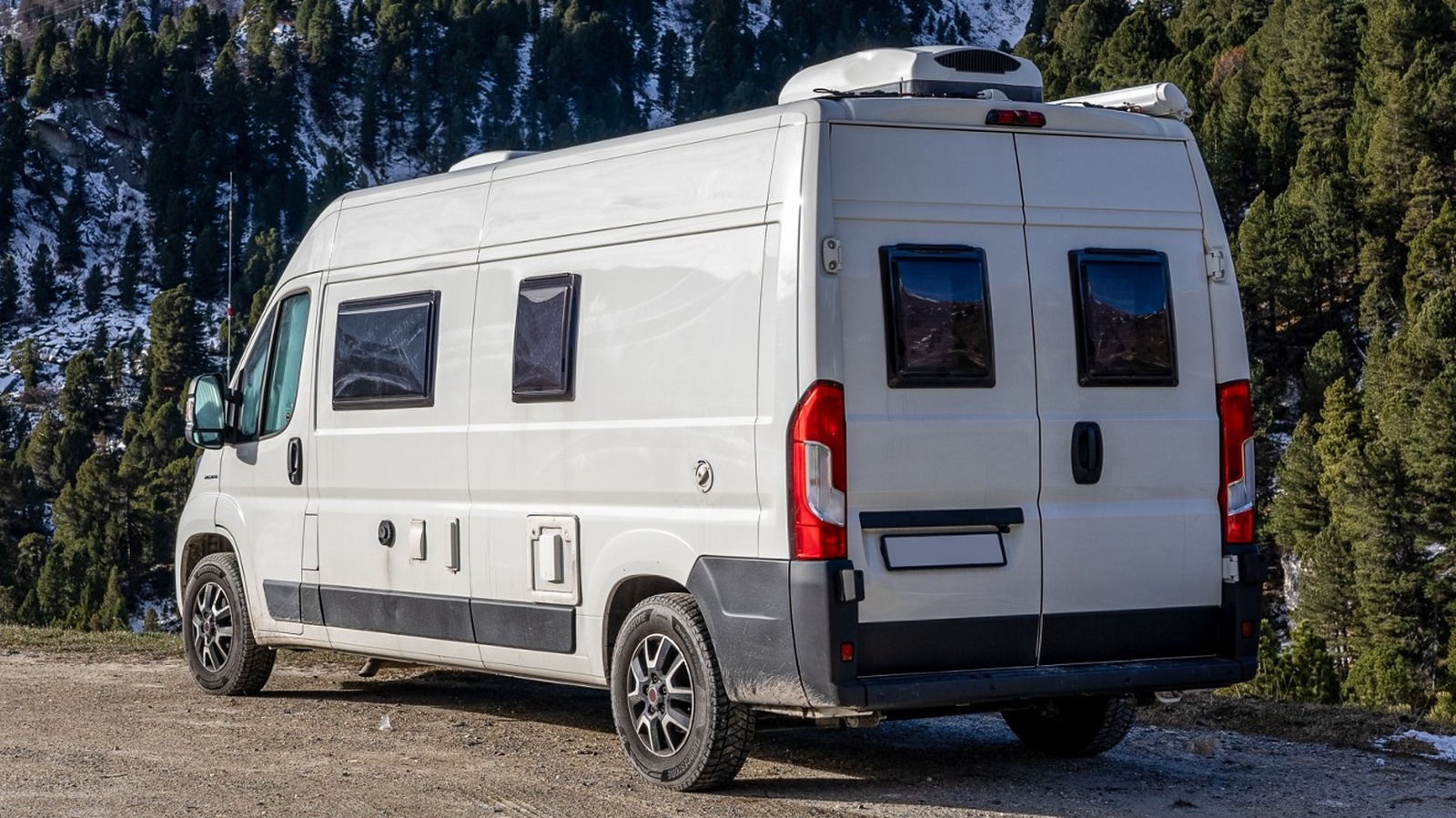 6 High-Tech Accessories That’ll Make Your Camper More Comfortable And Secure – SlashGear