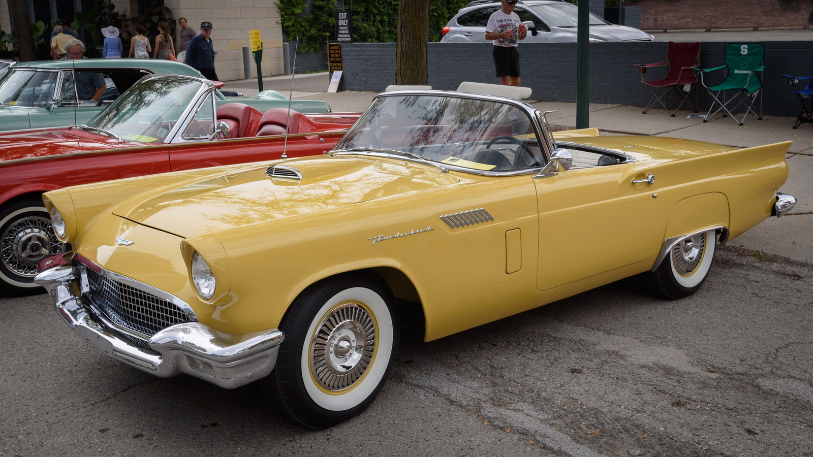 10 Cars Middle-Class Families Drove In The ’50s – SlashGear