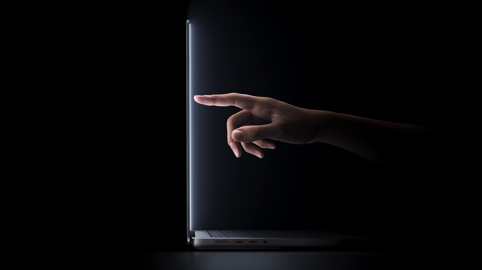 The Touchscreen MacBook Is Finally Real, And Here’s How Much It Costs – SlashGear