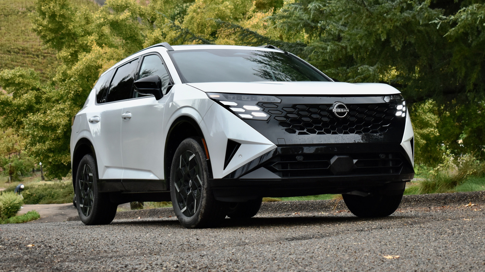 The 2027 Nissan Rogue Hybrid Does Things Differently. Here’s Why That’s A Good Thing – SlashGear