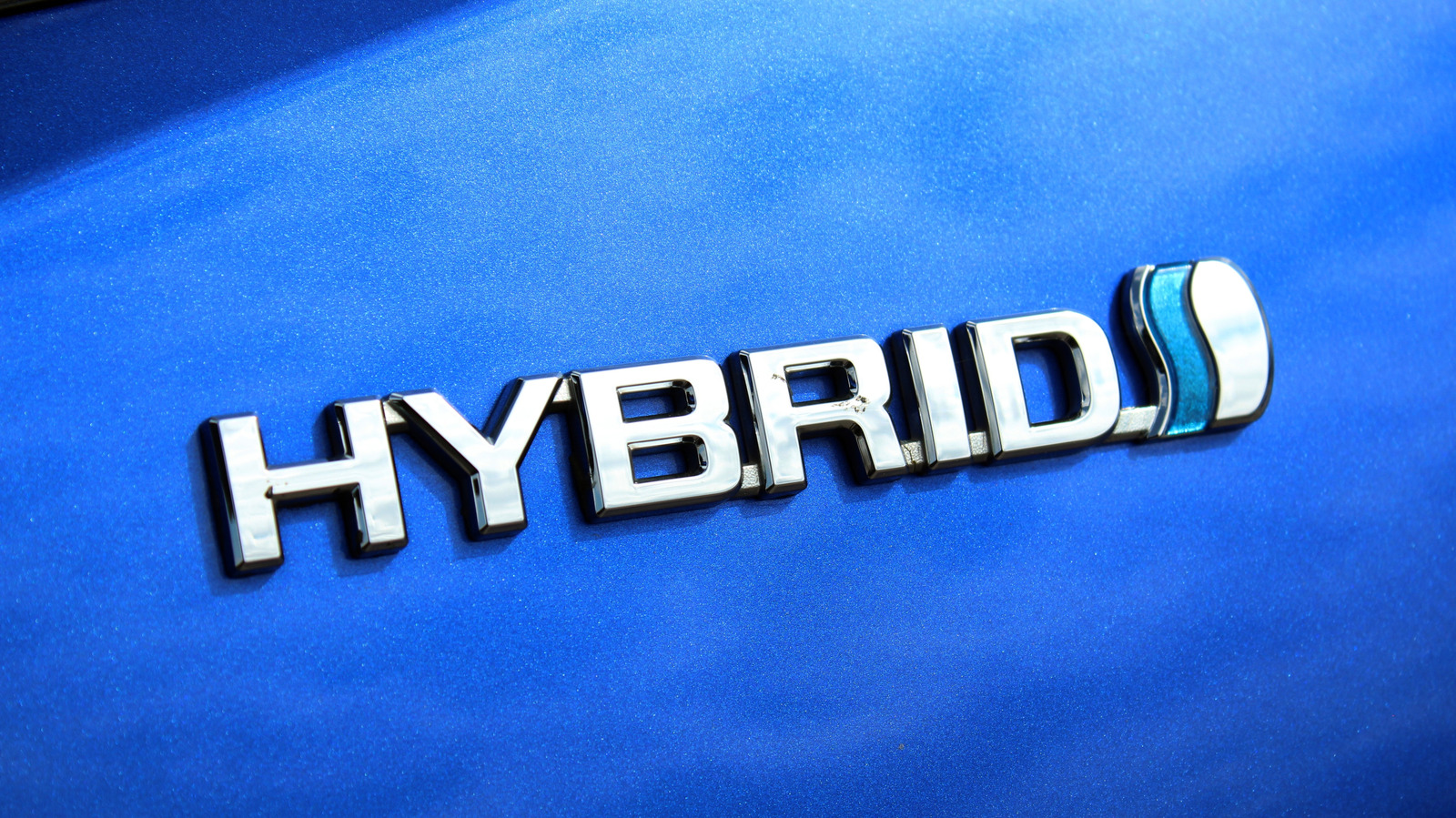 Toyota’s Next Hybrids Will Sip 15% Less Gas, And They Can’t Come Soon Enough – CarScoops