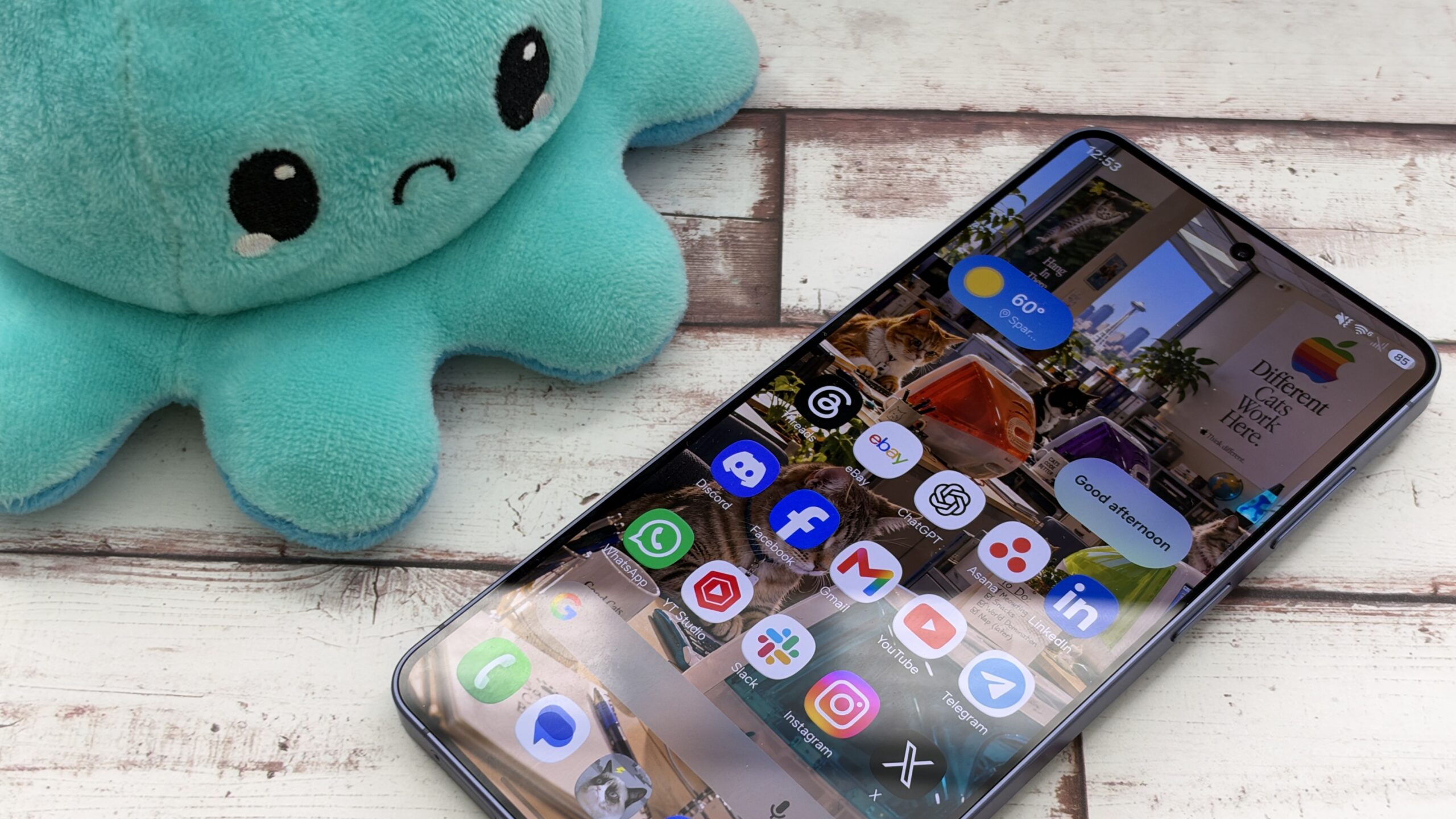 DuckDuckGo has a bone to pick with Samsung over Google Search in One UI 9
