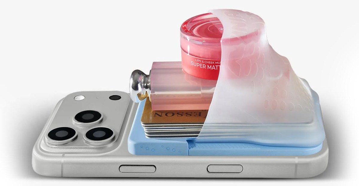 This stretchy MagSafe storage pouch gives your phone a sizable trunk