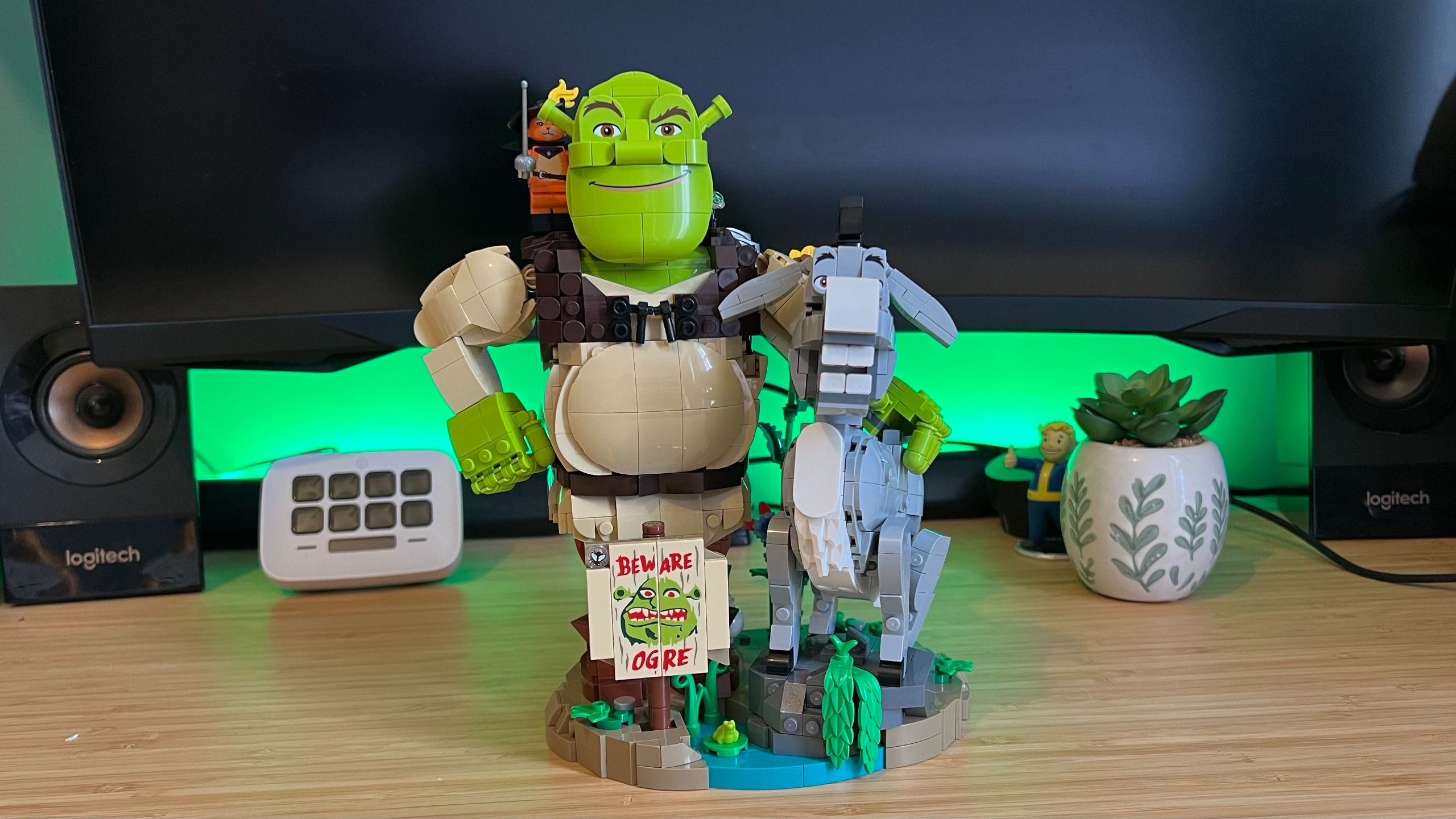 ‘It’s an onion!’ I shouted, as I built the Lego Shrek, Donkey & Puss in Boots set