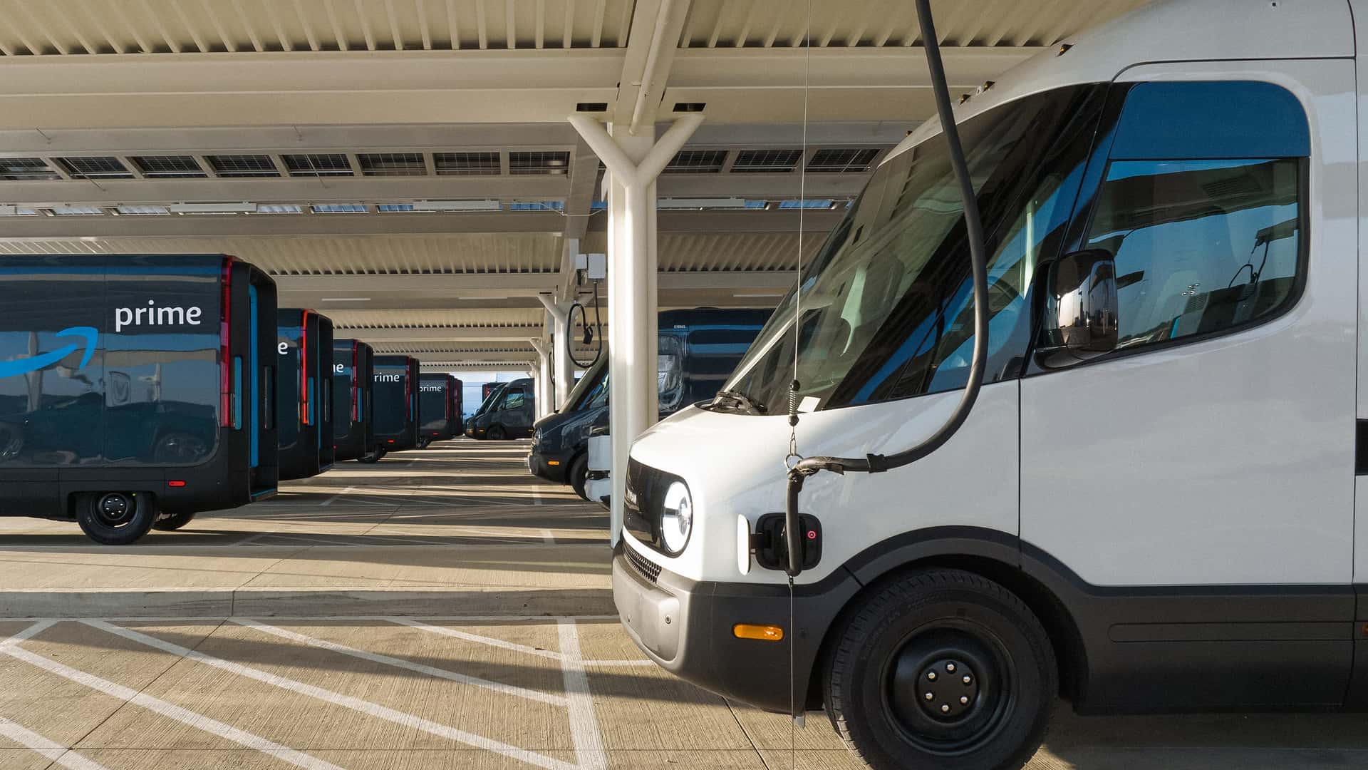 Rivian’s Amazon Van Got A Big Upgrade To Cover More Routes