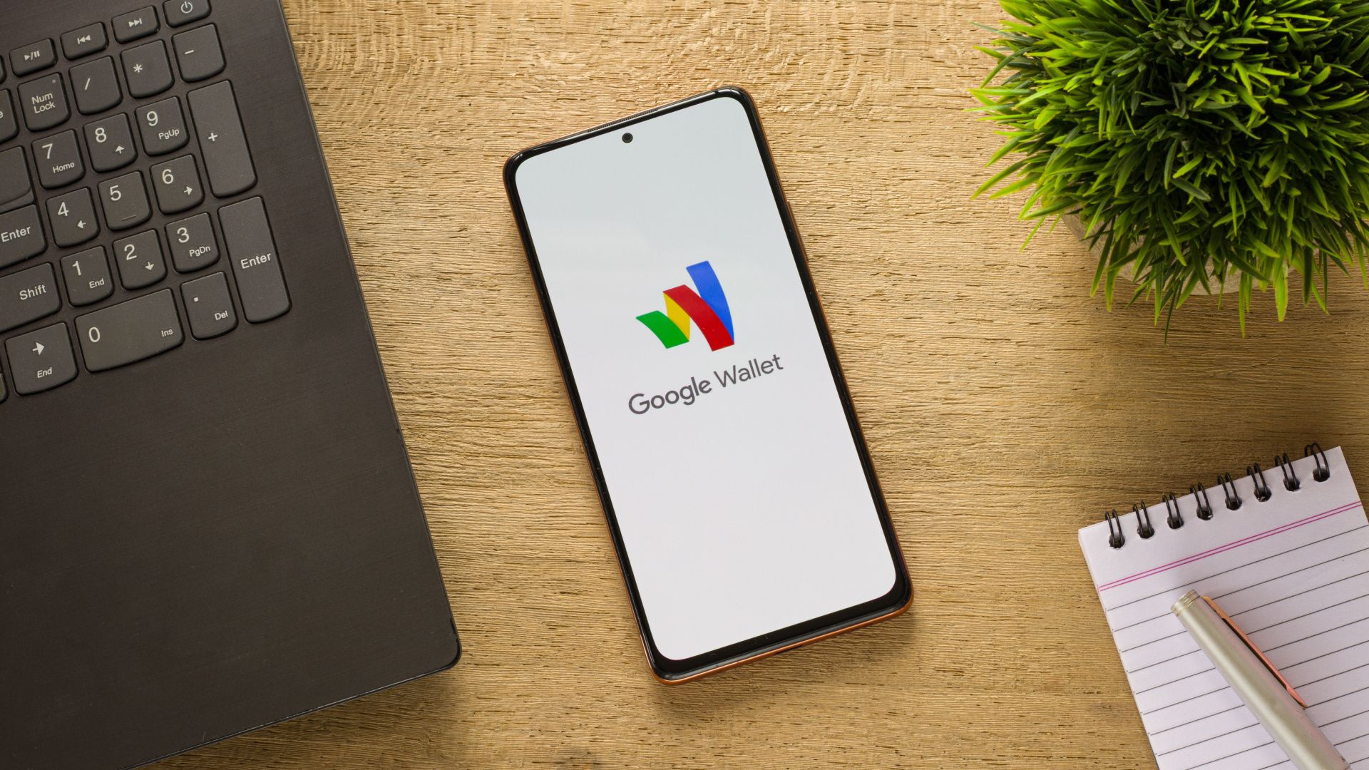 Google Wallet just got a useful new feature for receipt hoarders — plus three other updates that make it slicker to use