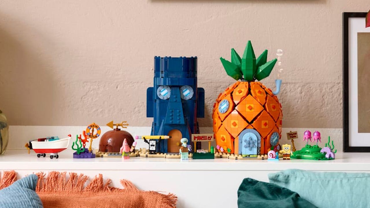 LEGO SpongeBob SquarePants Bikini Bottom Is a F.U.N. Build for Nostalgic Adults Who Grew Up With the Show