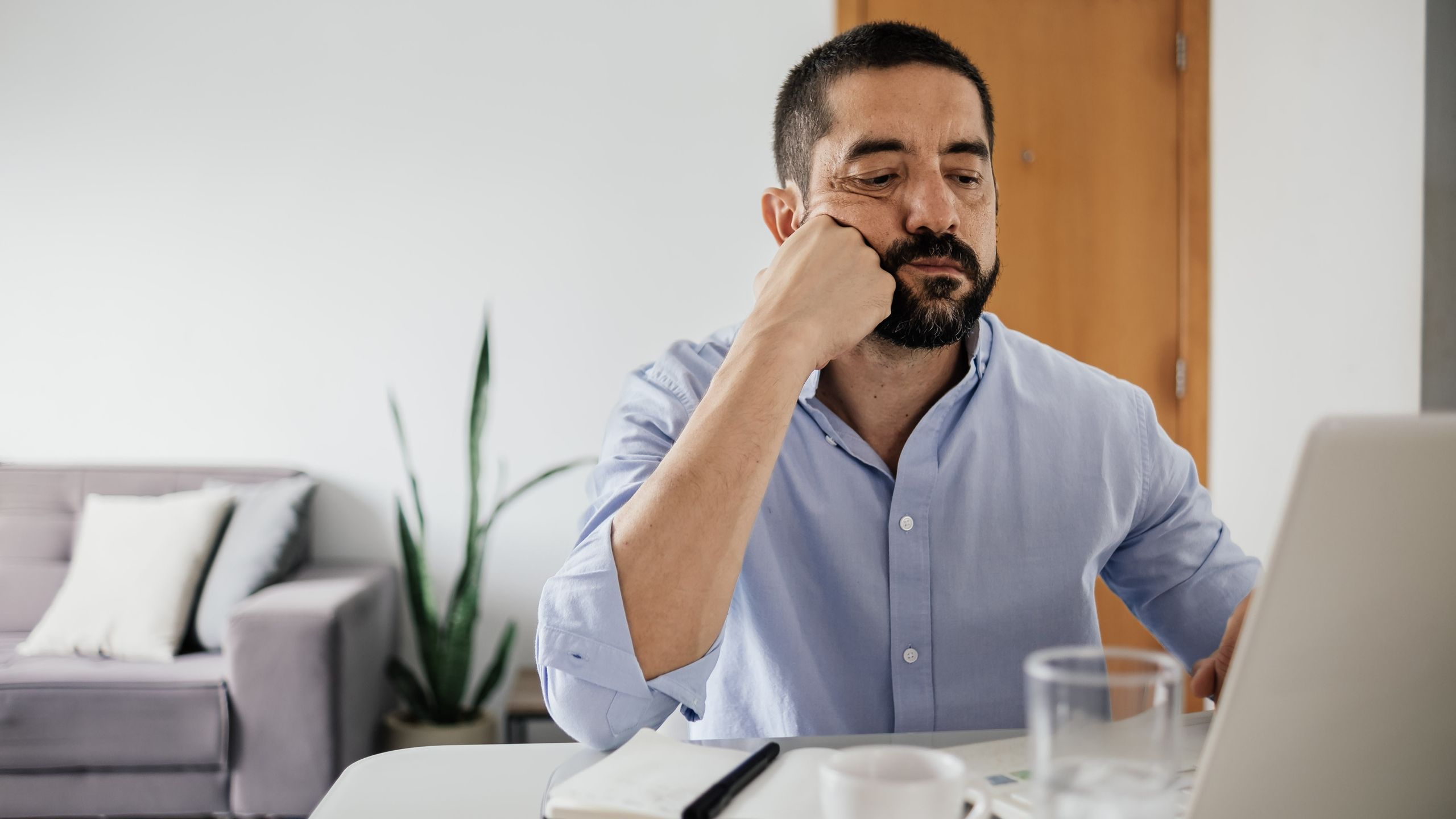 US workers are less engaged at their jobs than ever — and many are blaming AI, particularly remote and hybrid workers