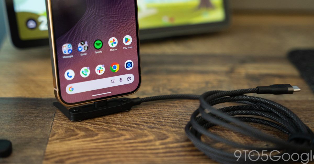 This clever USB-C cable doubles as a stand for your phone [Gallery]