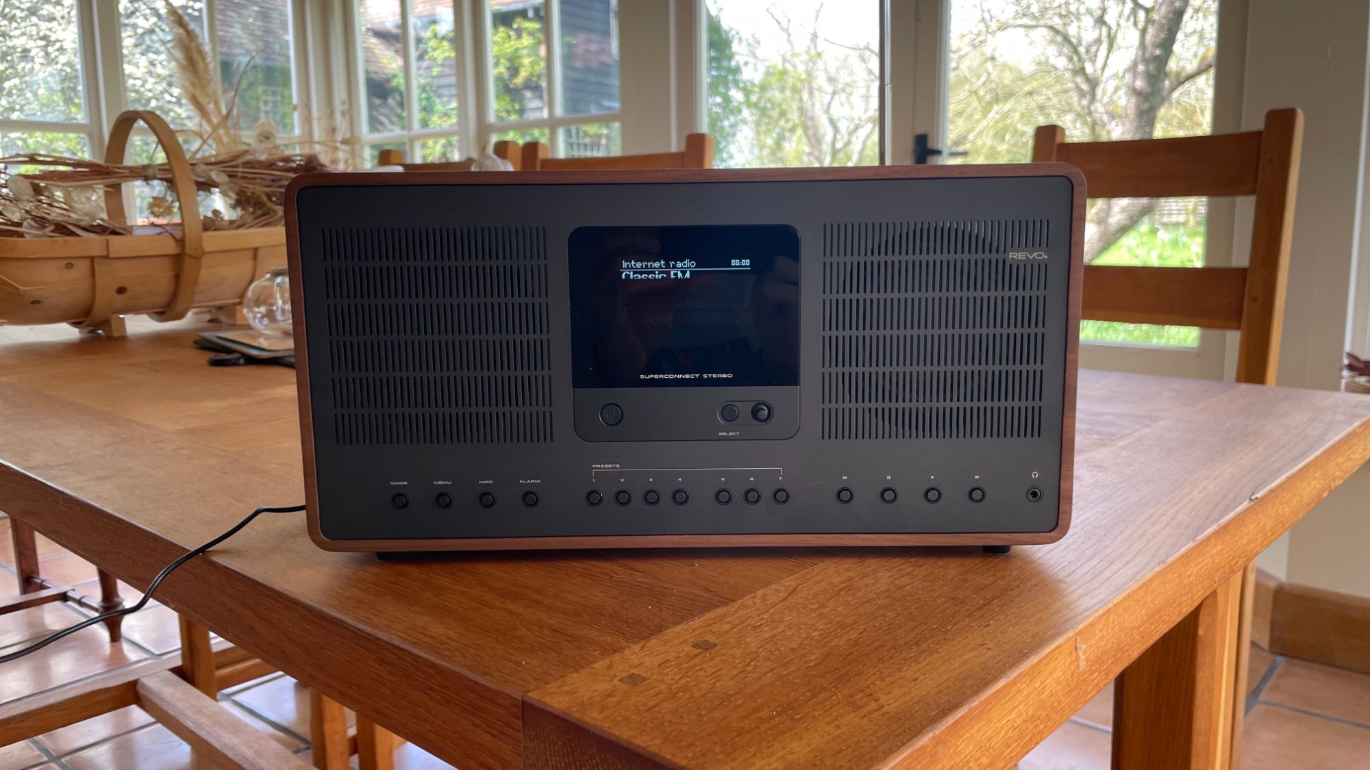 Why I’m still blown away by this 100+ year-old wireless audio technology