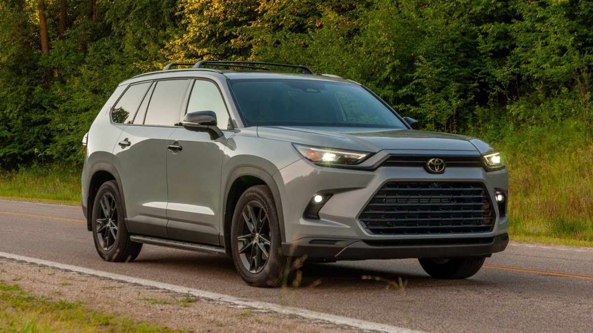 2026 Toyota Grand Highlander Review: Great Fuel Economy But So Much Cheap Plastic
