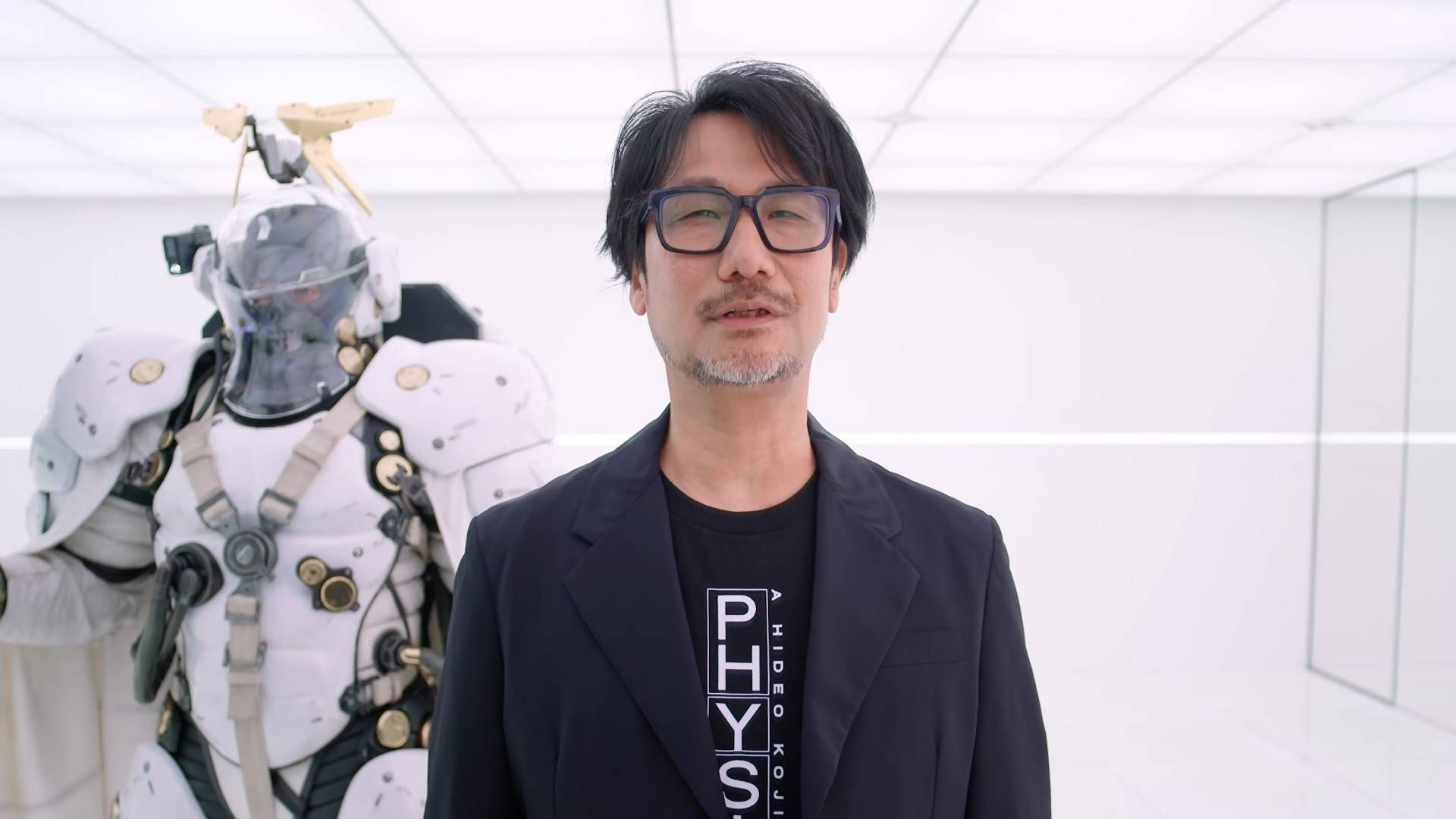 Hideo Kojima might have broken up with PlayStation over Metal Gear successor Physint, but that’s not stopping him from posting cryptic photos of the Sony offices