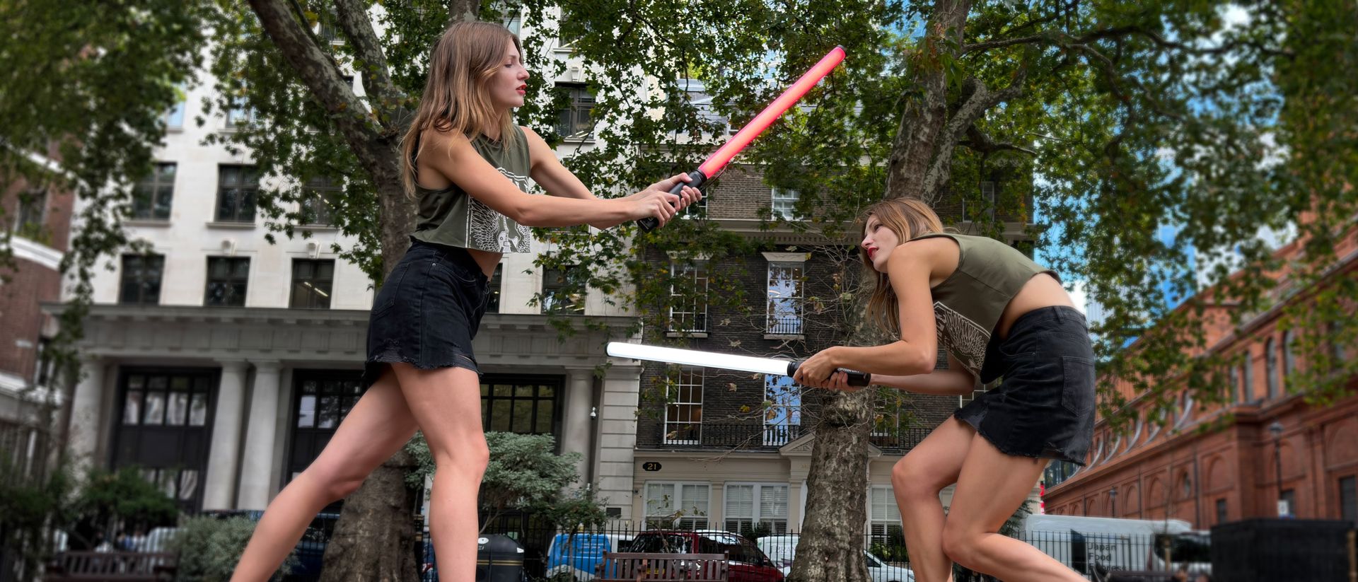 Amaran T2c review: a fun and creative RGBWW LED tube light
